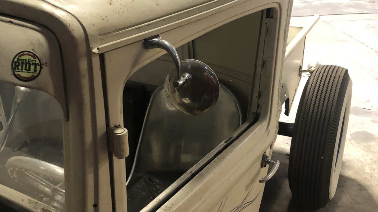 3rd Image of a 1930 DODGE PICKUP
