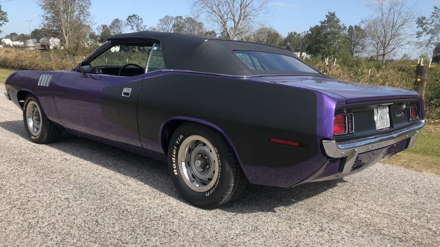 1st Image of a 1971 PLYMOUTH BARRACUDA