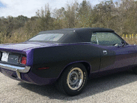 Image 4 of 42 of a 1971 PLYMOUTH BARRACUDA
