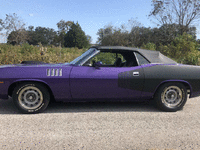 Image 7 of 42 of a 1971 PLYMOUTH BARRACUDA