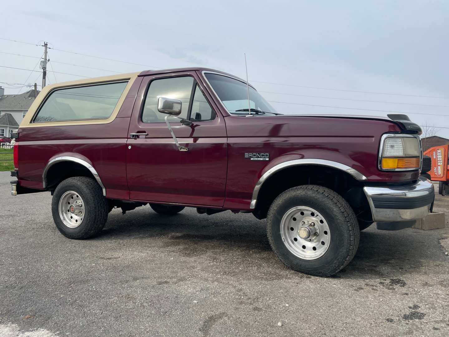 0th Image of a 1992 FORD BRONCO XLT