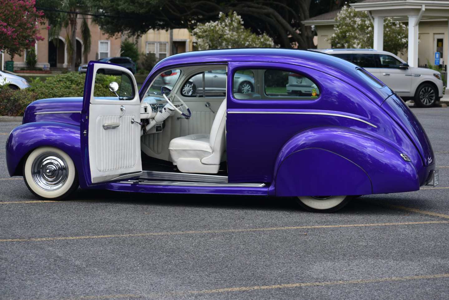 4th Image of a 1940 FORD SEDAN