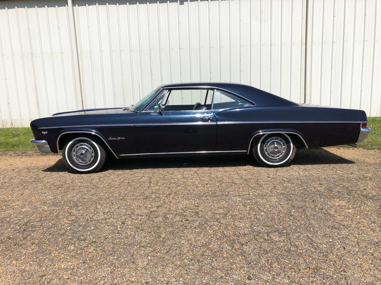 2nd Image of a 1966 CHEVROLET IMPALA SS