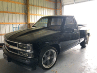 Image 2 of 6 of a 1993 CHEVROLET C1500