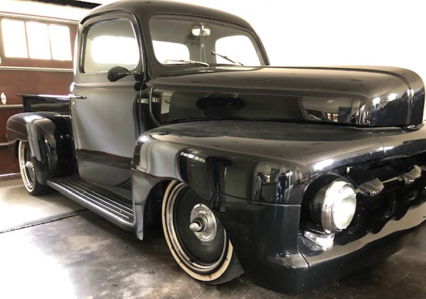 3rd Image of a 1950 FORD F1