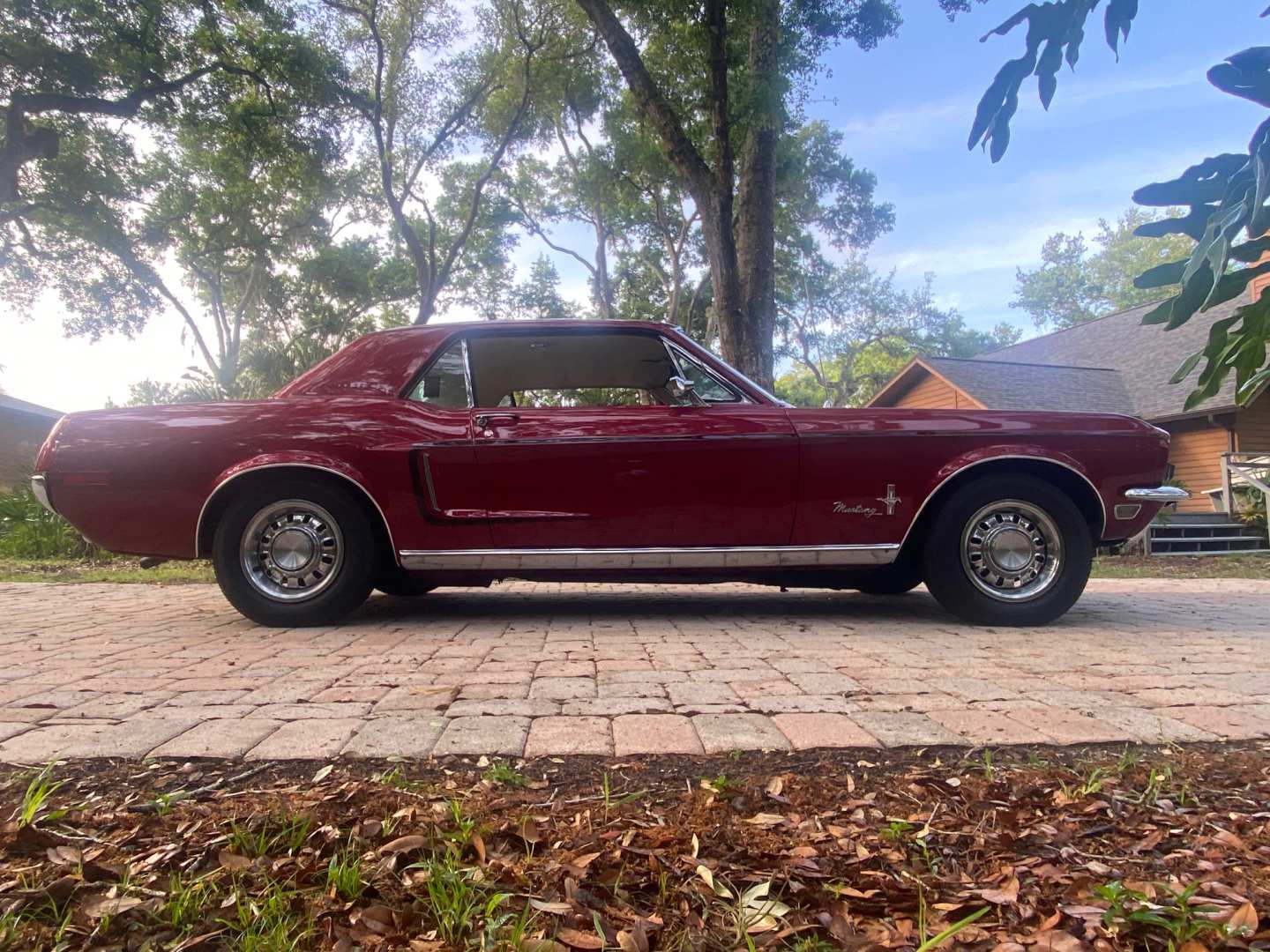 3rd Image of a 1968 FORD MUSTANG