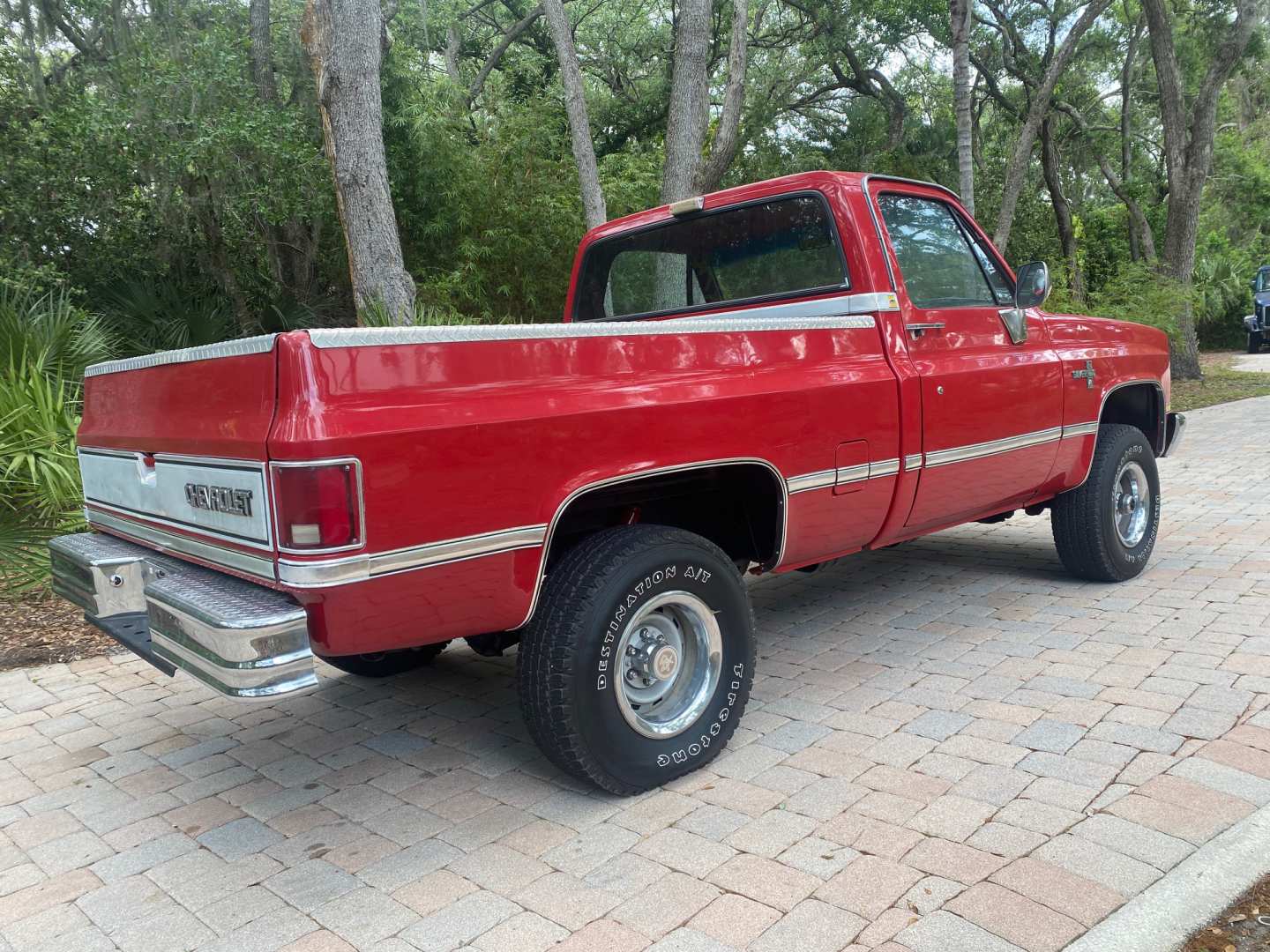 1st Image of a 1986 CHEVROLET K10