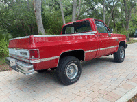 Image 2 of 16 of a 1986 CHEVROLET K10