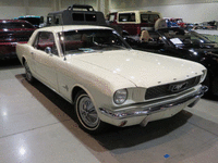 Image 2 of 17 of a 1966 FORD MUSTANG