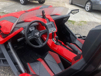 Image 5 of 5 of a 2016 POLARIS SLINGSHOT SL