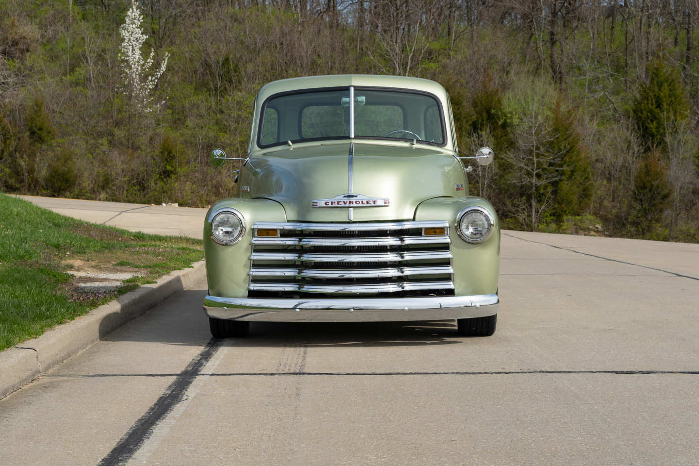 3rd Image of a 1949 CHEVROLET 5 WINDOW TRUCK
