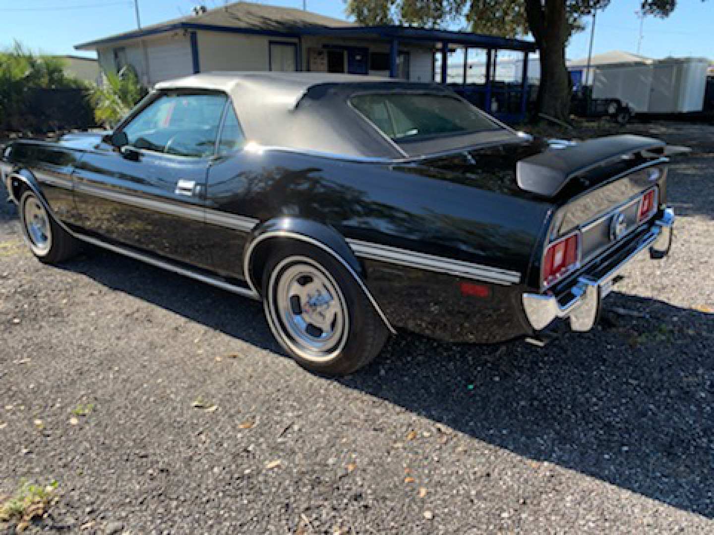 1st Image of a 1973 FORD MUSTANG