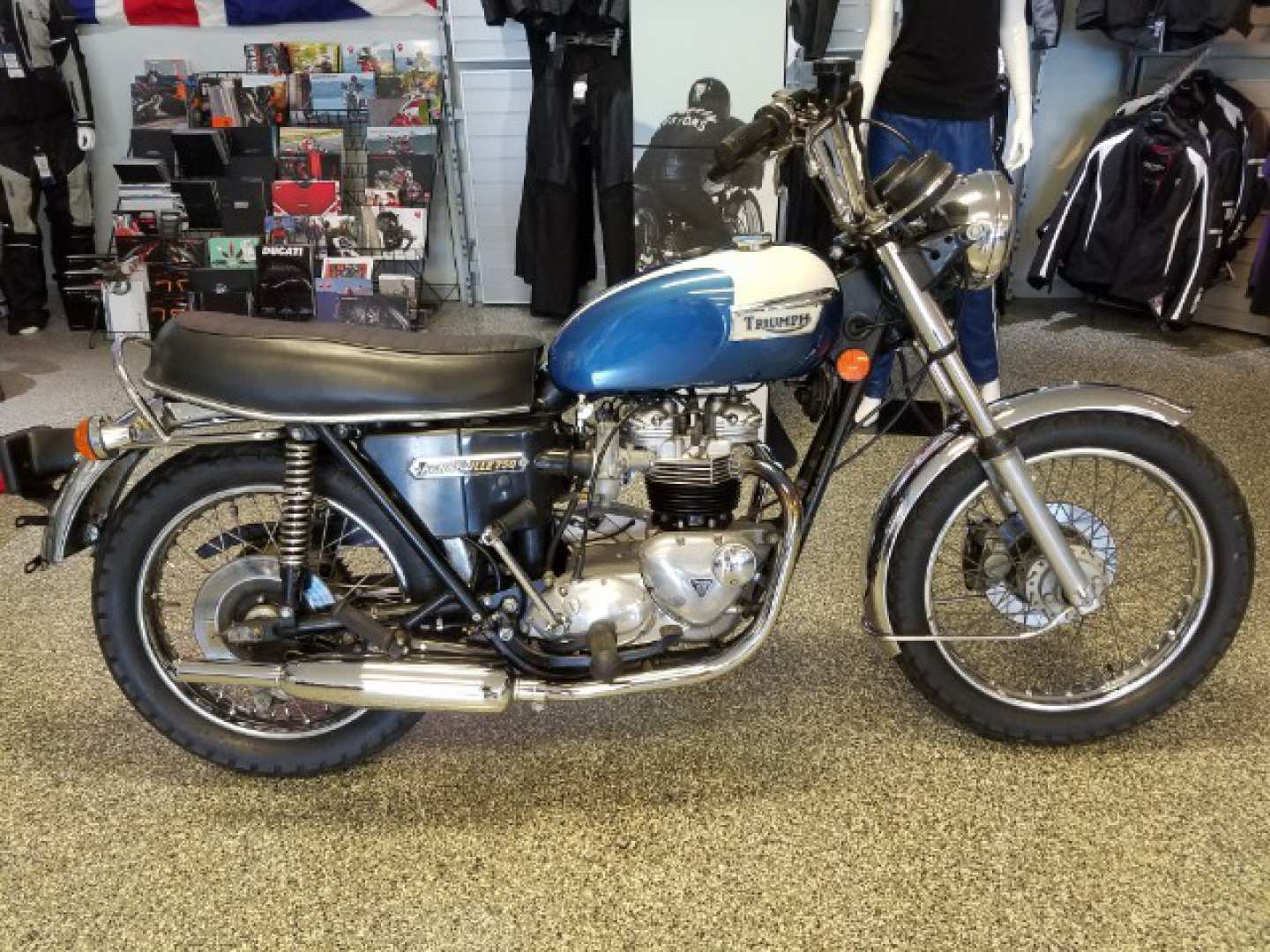 0th Image of a 1977 TRIUMPH BONNEVILLE