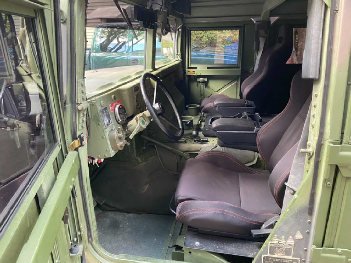 5th Image of a 1990 M998 HUMVEE