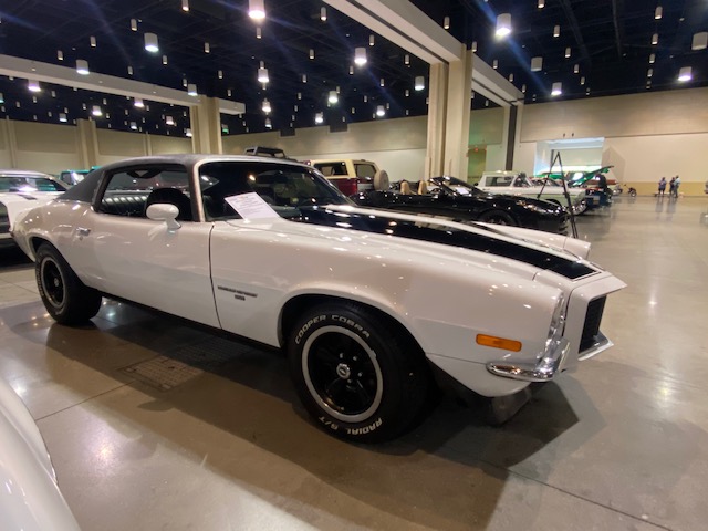 2nd Image of a 1973 CHEVROLET CAMARO