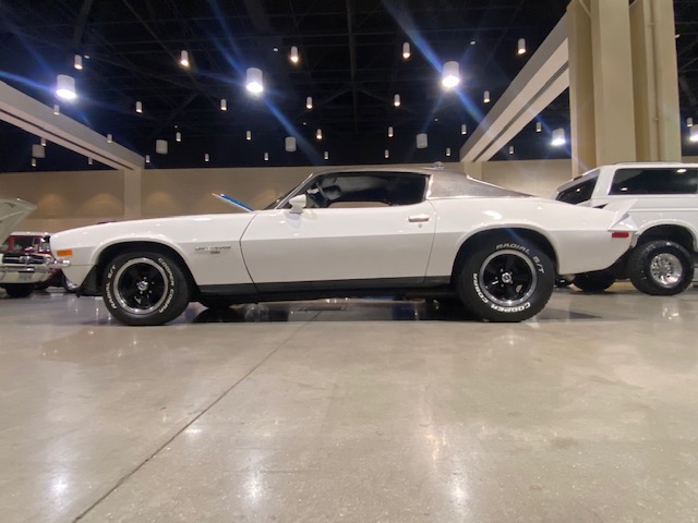 3rd Image of a 1973 CHEVROLET CAMARO