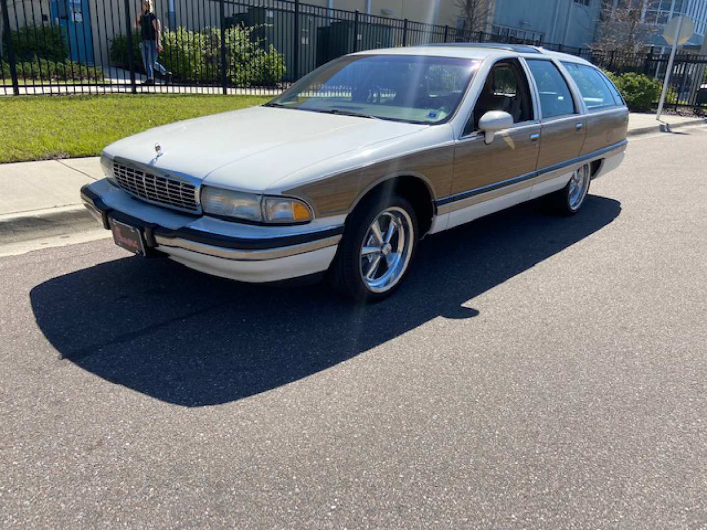 0th Image of a 1993 BUICK ROADMASTER ESTATE