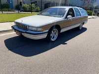 Image 1 of 9 of a 1993 BUICK ROADMASTER ESTATE