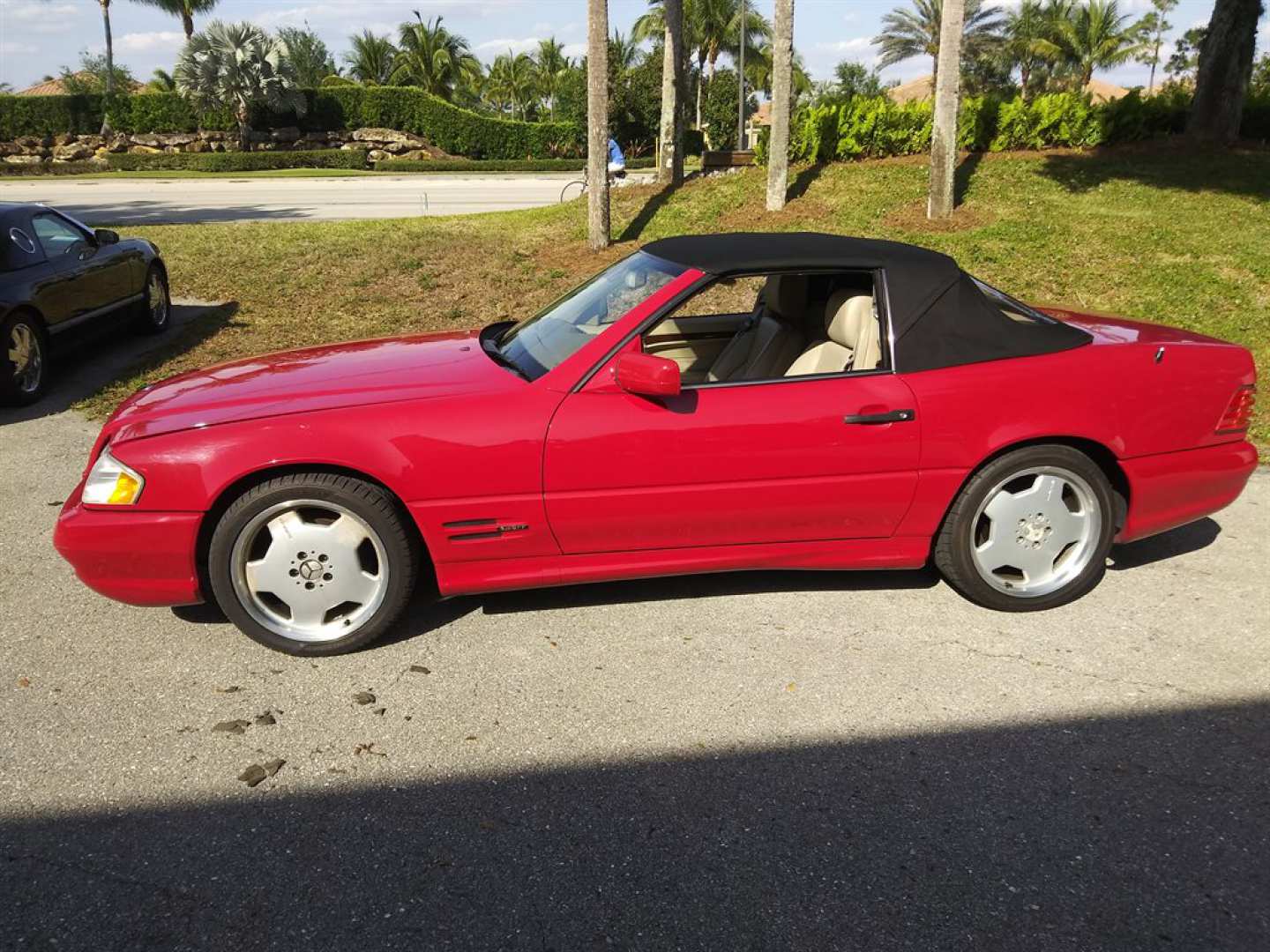 3rd Image of a 1998 MERCEDES-BENZ SL-CLASS SL500