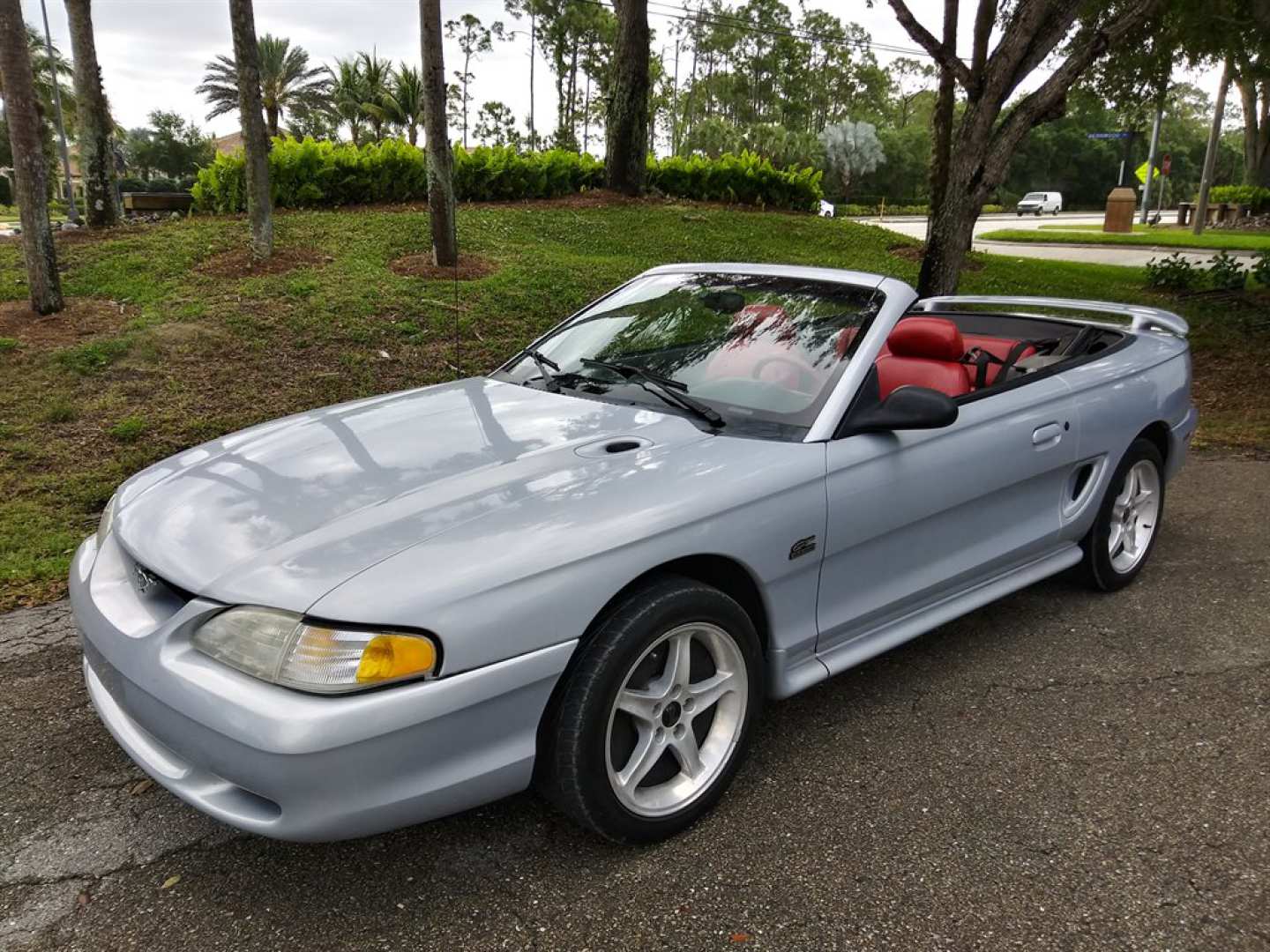 0th Image of a 1995 FORD MUSTANG GT