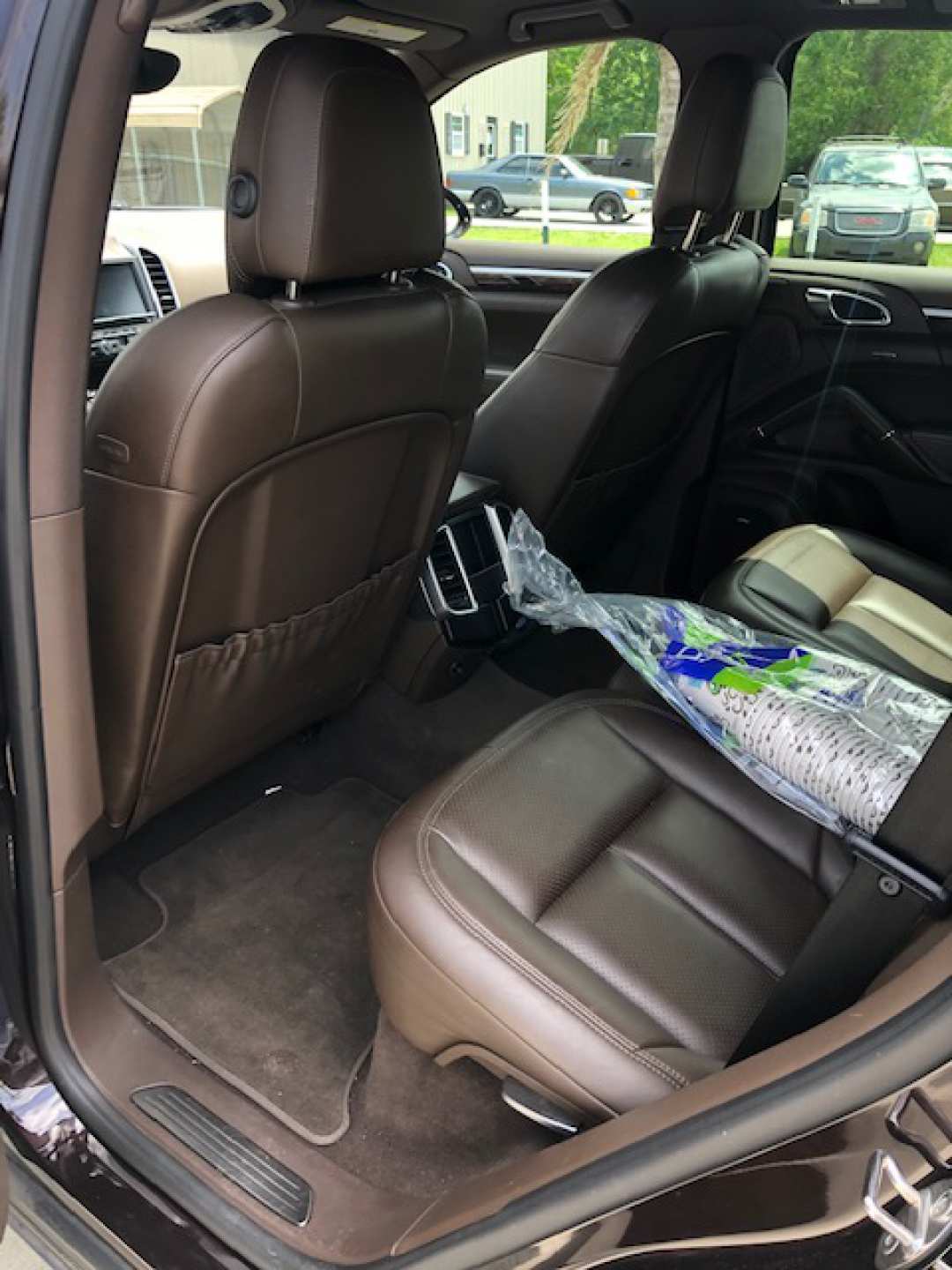 7th Image of a 2016 PORSCHE CAYENNE