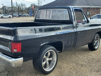 Image 2 of 10 of a 1977 CHEVROLET C10