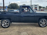 Image 4 of 10 of a 1977 CHEVROLET C10