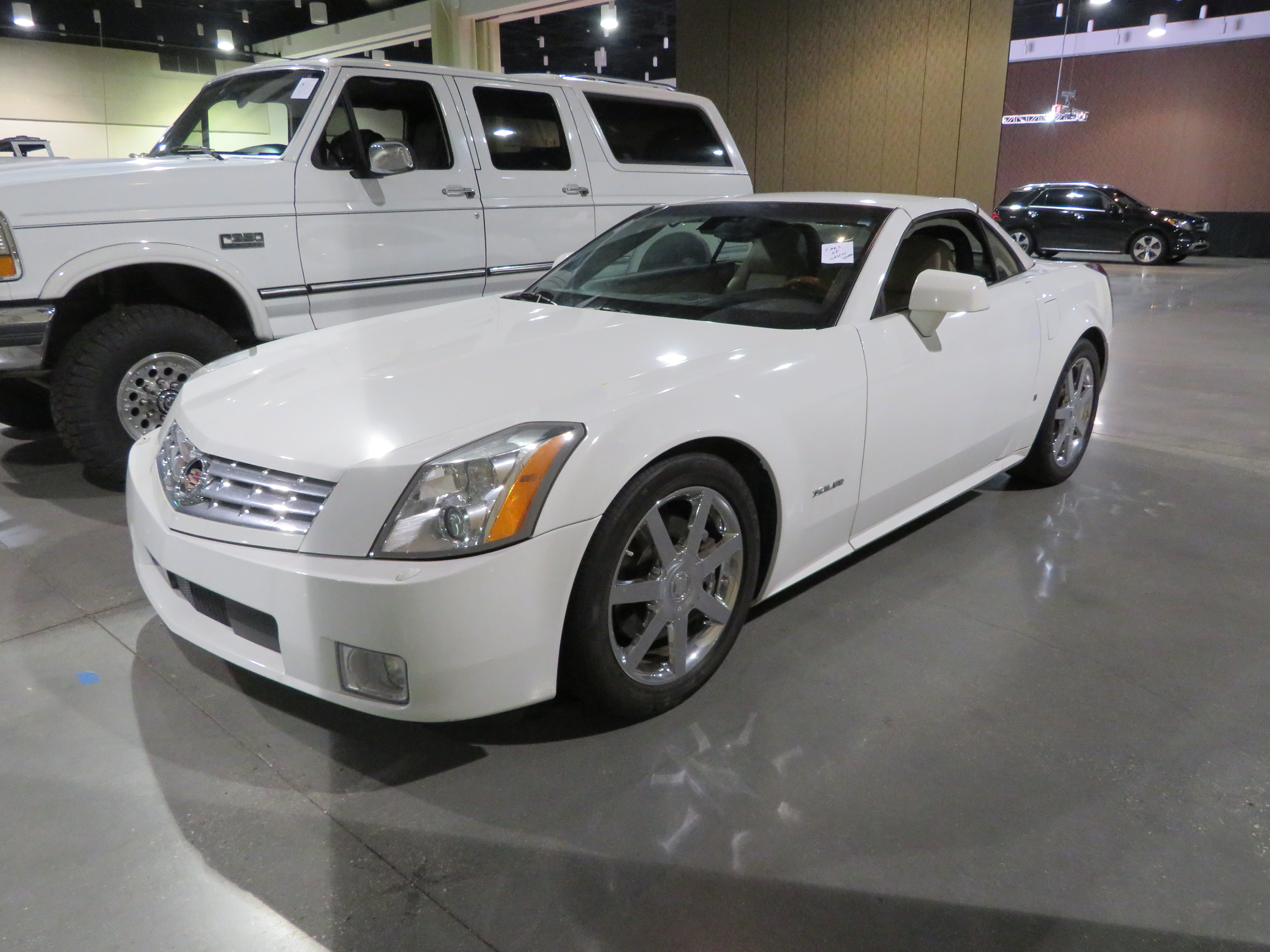 1st Image of a 2008 CADILLAC XLR