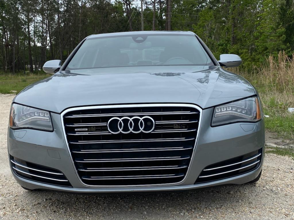 2nd Image of a 2011 AUDI A8