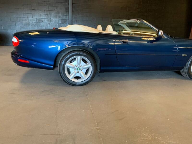 6th Image of a 1997 JAGUAR XK8 XK