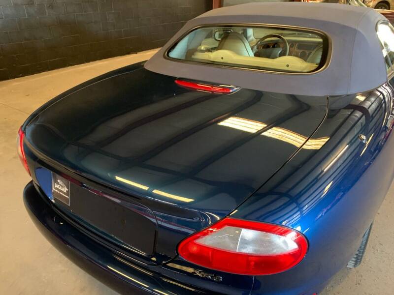 18th Image of a 1997 JAGUAR XK8 XK