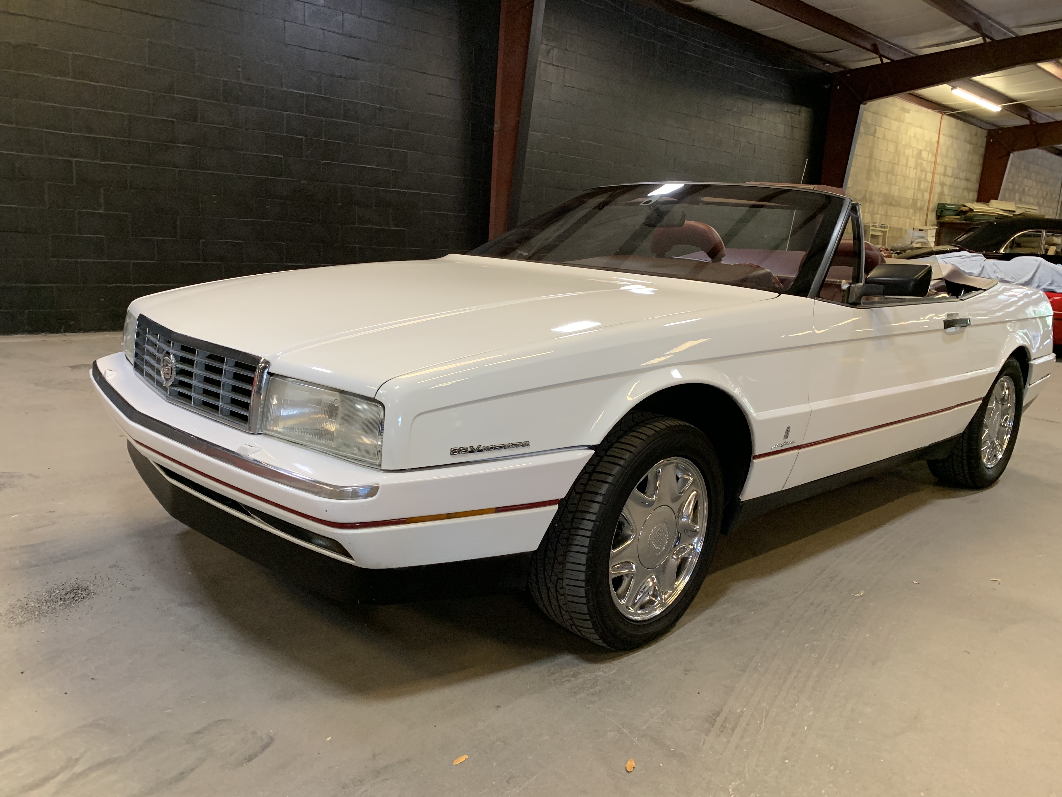 5th Image of a 1992 CADILLAC ALLANTE