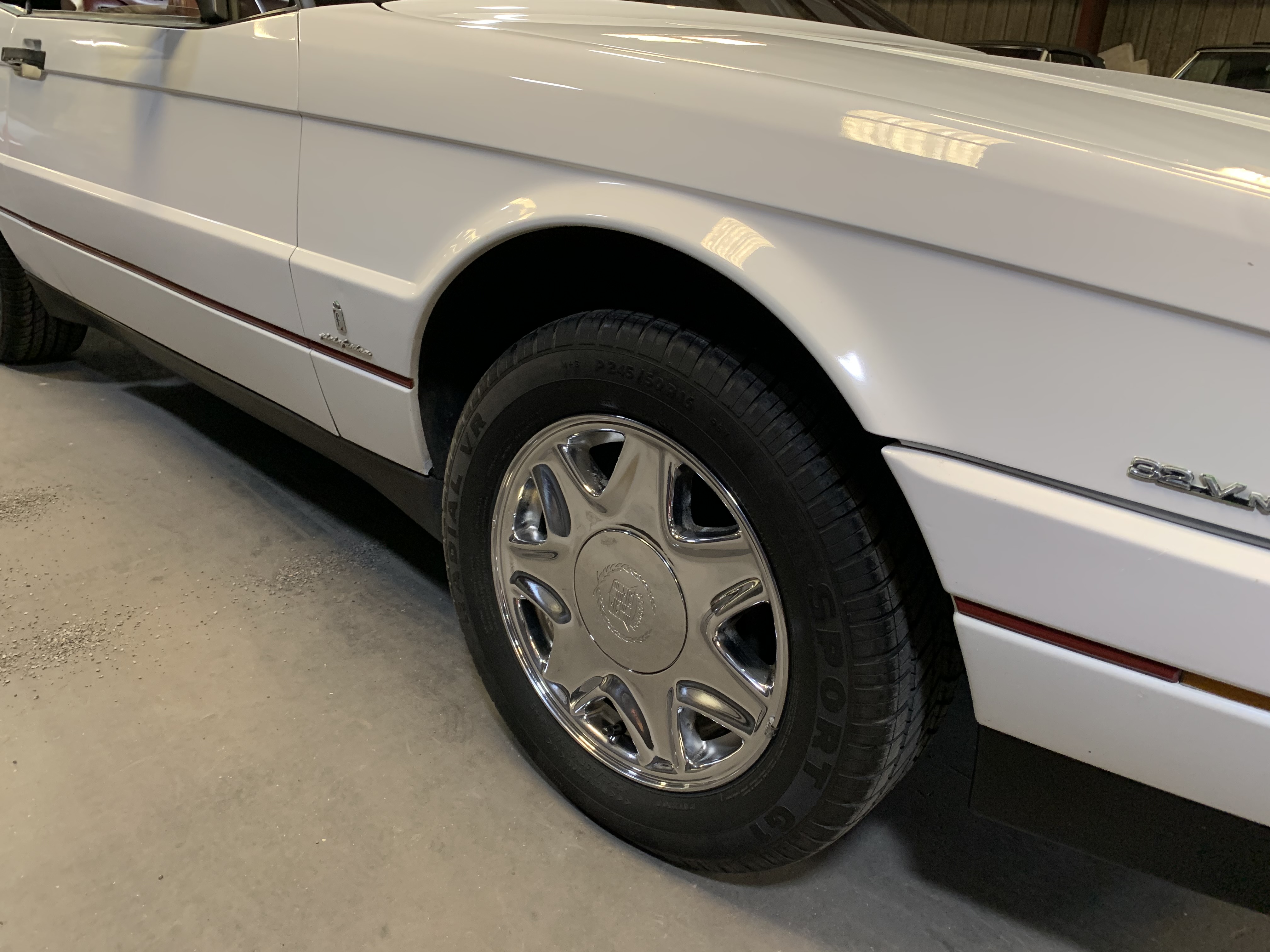 7th Image of a 1992 CADILLAC ALLANTE