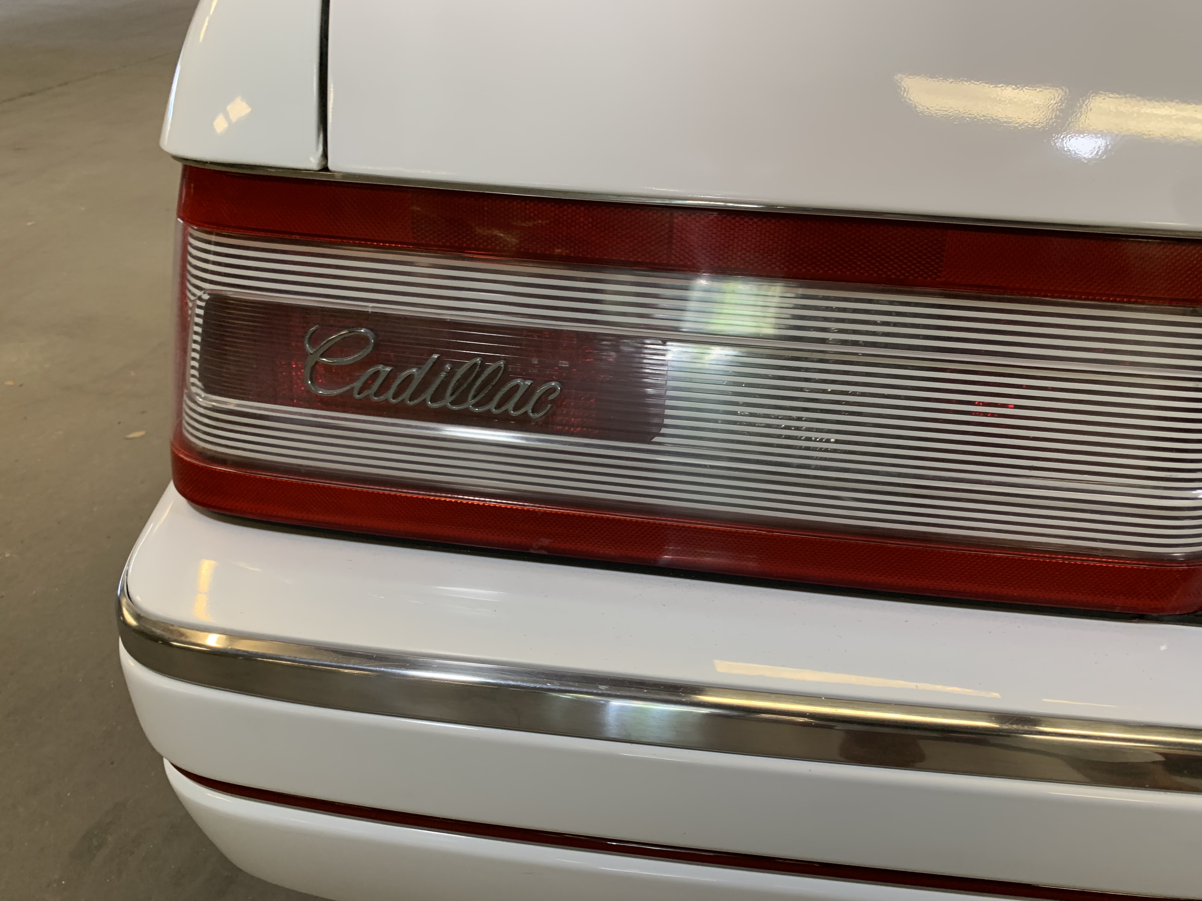 23rd Image of a 1992 CADILLAC ALLANTE