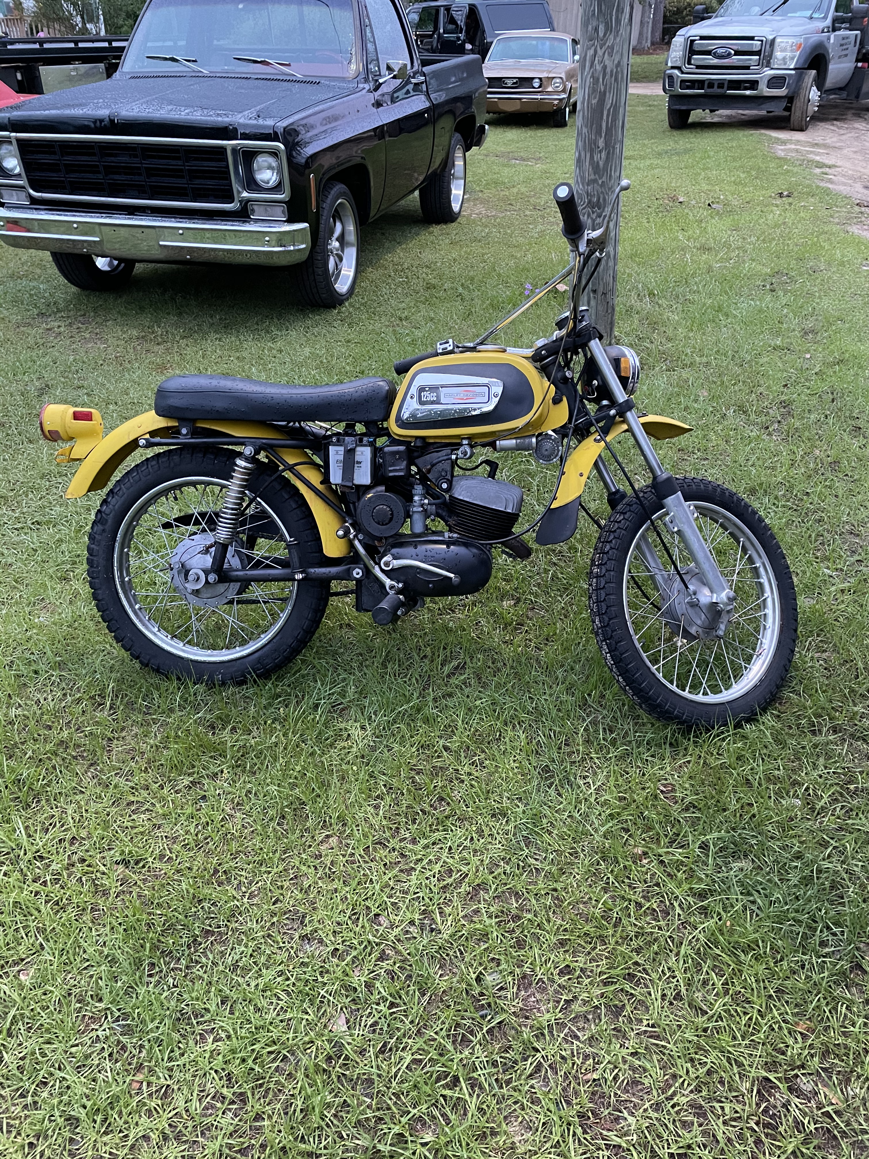 2nd Image of a 1971 HARLEY DAVIDSON 125