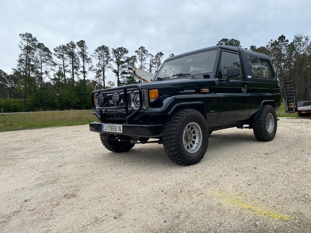 2nd Image of a 1990 TOYOTA LANDCRUISER