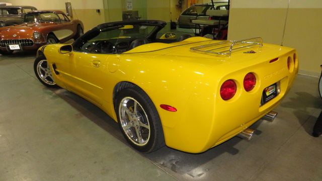 9th Image of a 2004 CHEVROLET CORVETTE