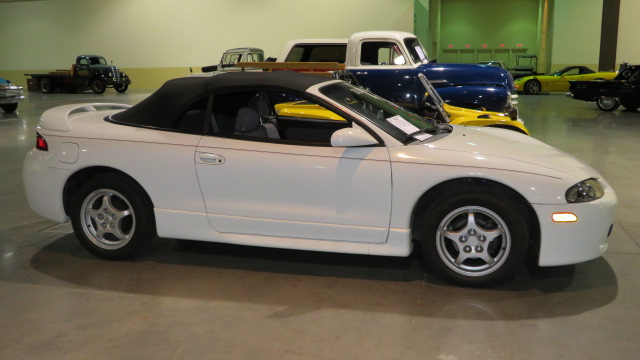 2nd Image of a 1999 MITSUBISHI ECLIPSE GS SPYDER