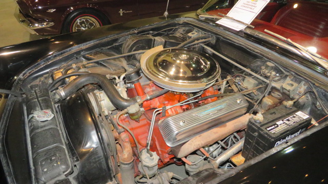 2nd Image of a 1957 FORD THUNDERBIRD