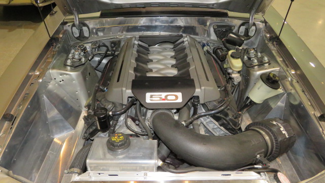 2nd Image of a 1986 FORD MUSTANG LX