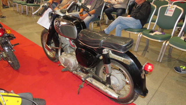 1st Image of a 1967 HONDA DREAM 305