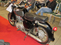 Image 2 of 3 of a 1967 HONDA DREAM 305