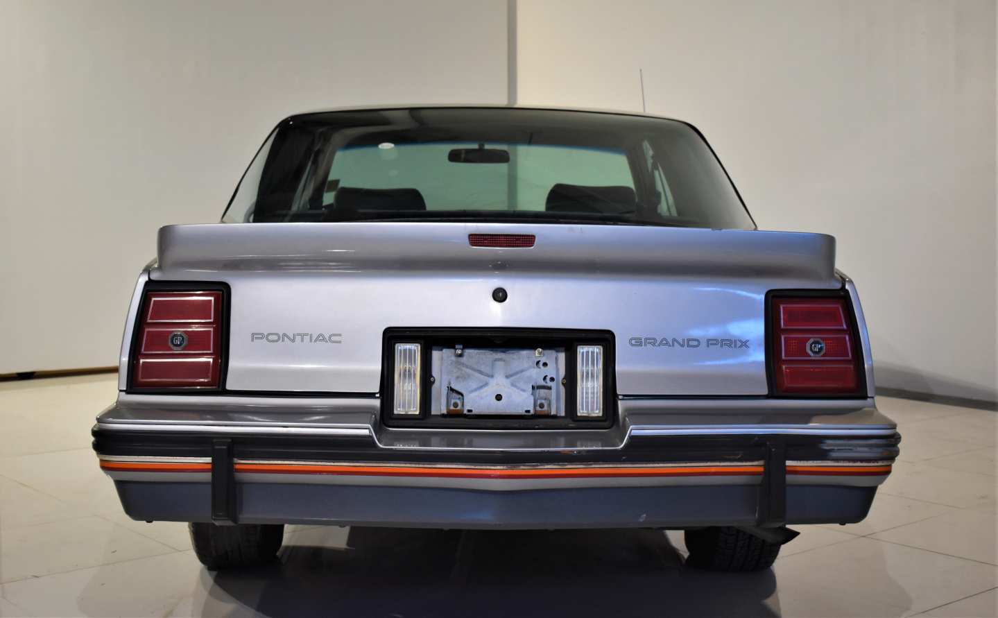 7th Image of a 1986 PONTIAC GRAND PRIX