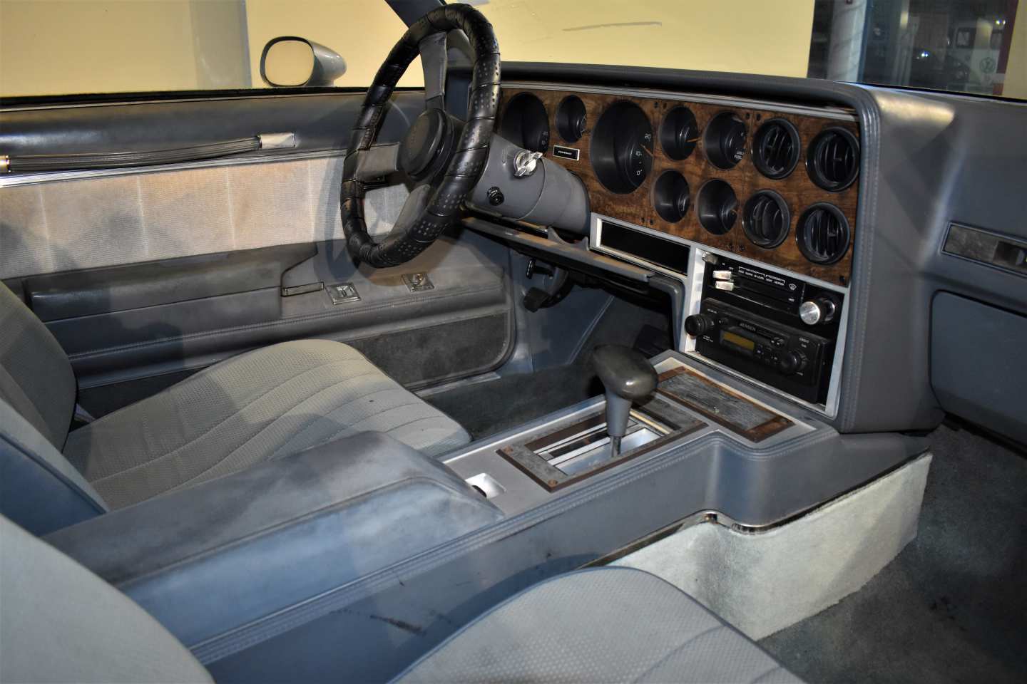 15th Image of a 1986 PONTIAC GRAND PRIX