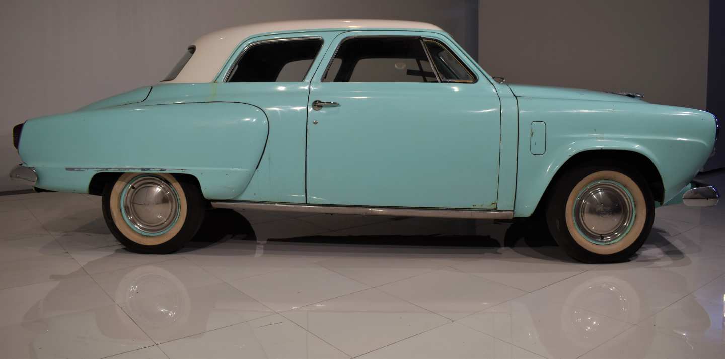 1st Image of a 1951 STUDEBAKER 2 DOOR