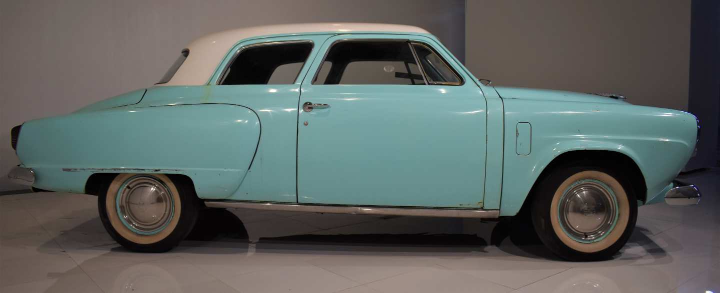 4th Image of a 1951 STUDEBAKER 2 DOOR