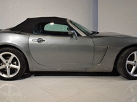 Image 5 of 16 of a 2007 SATURN SKY