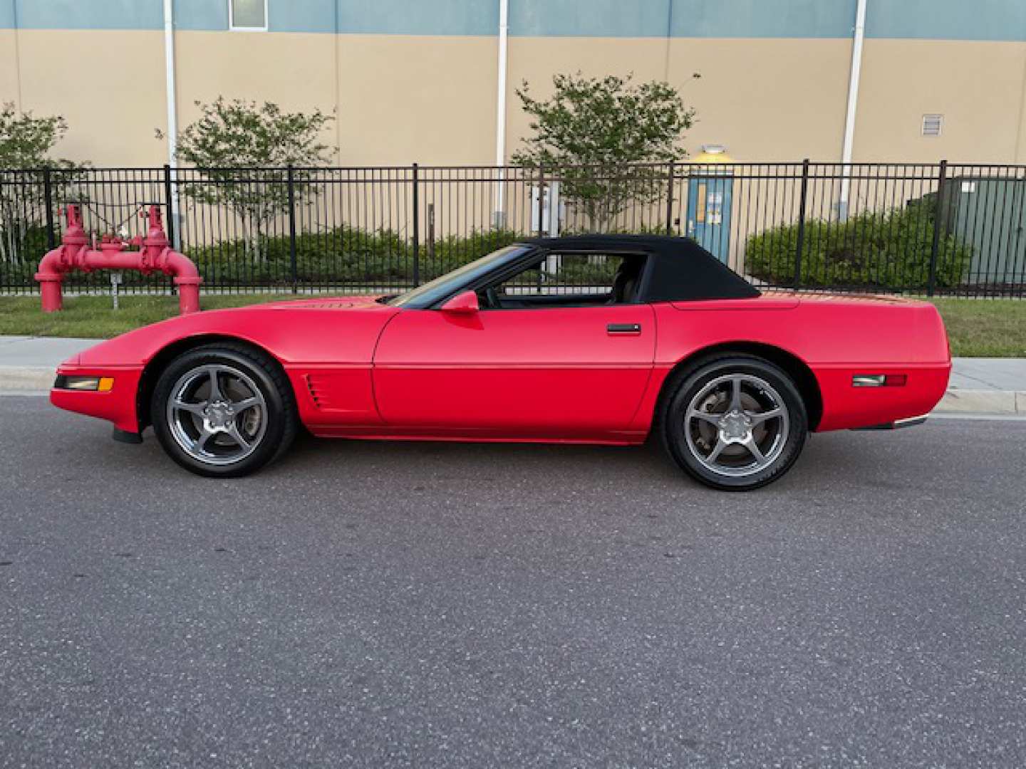 5th Image of a 1995 CHEVROLET CORVETTE