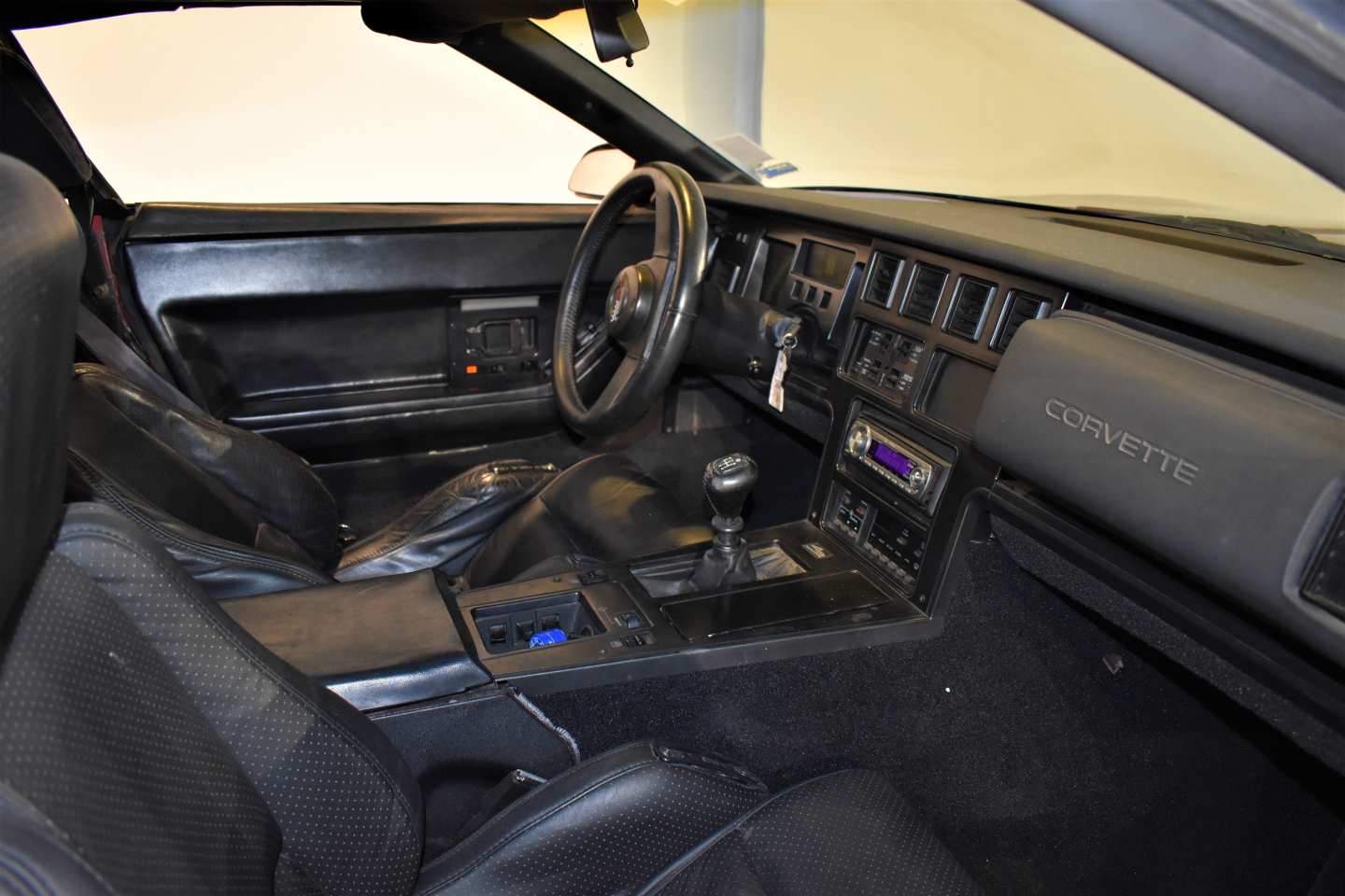 11th Image of a 1988 CHEVROLET CORVETTE