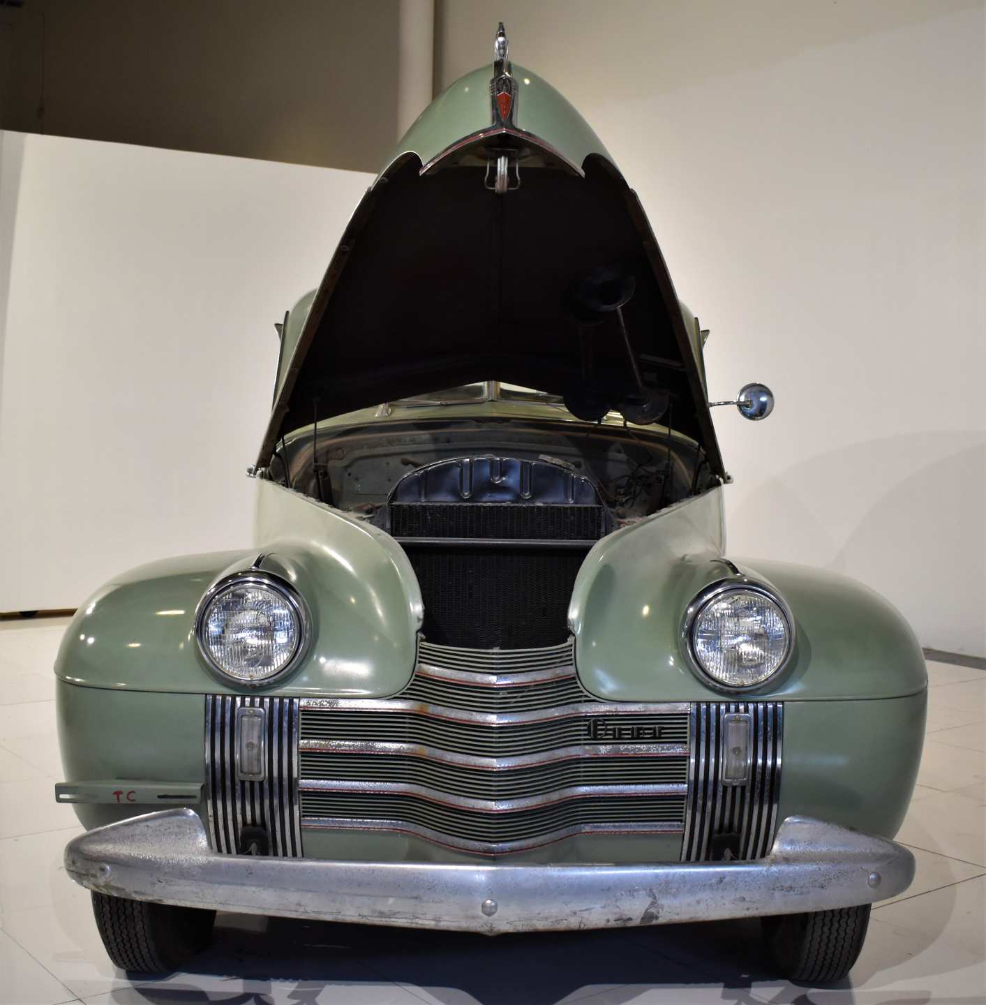 11th Image of a 1940 OLDSMOBILE 60 SERIES